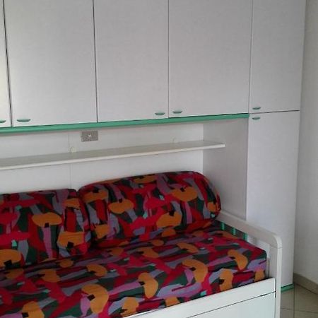 B&B I Girasoli Soverato Marina Exterior foto