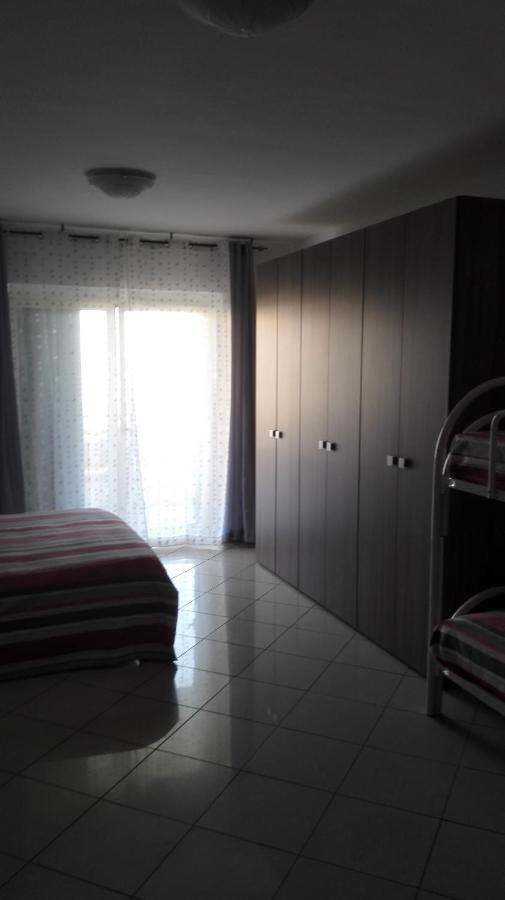 B&B I Girasoli Soverato Marina Exterior foto