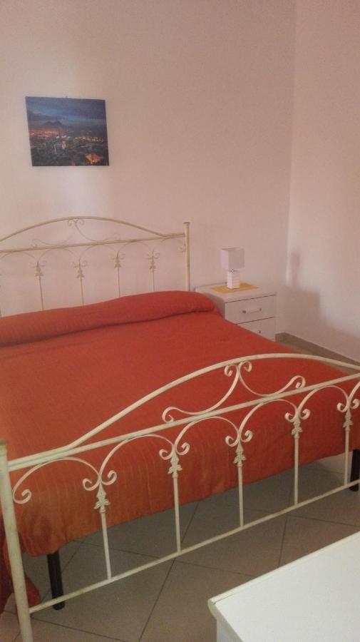 B&B I Girasoli Soverato Marina Exterior foto